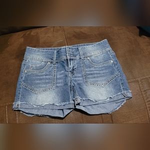 L.E.I juniors jeans shorts